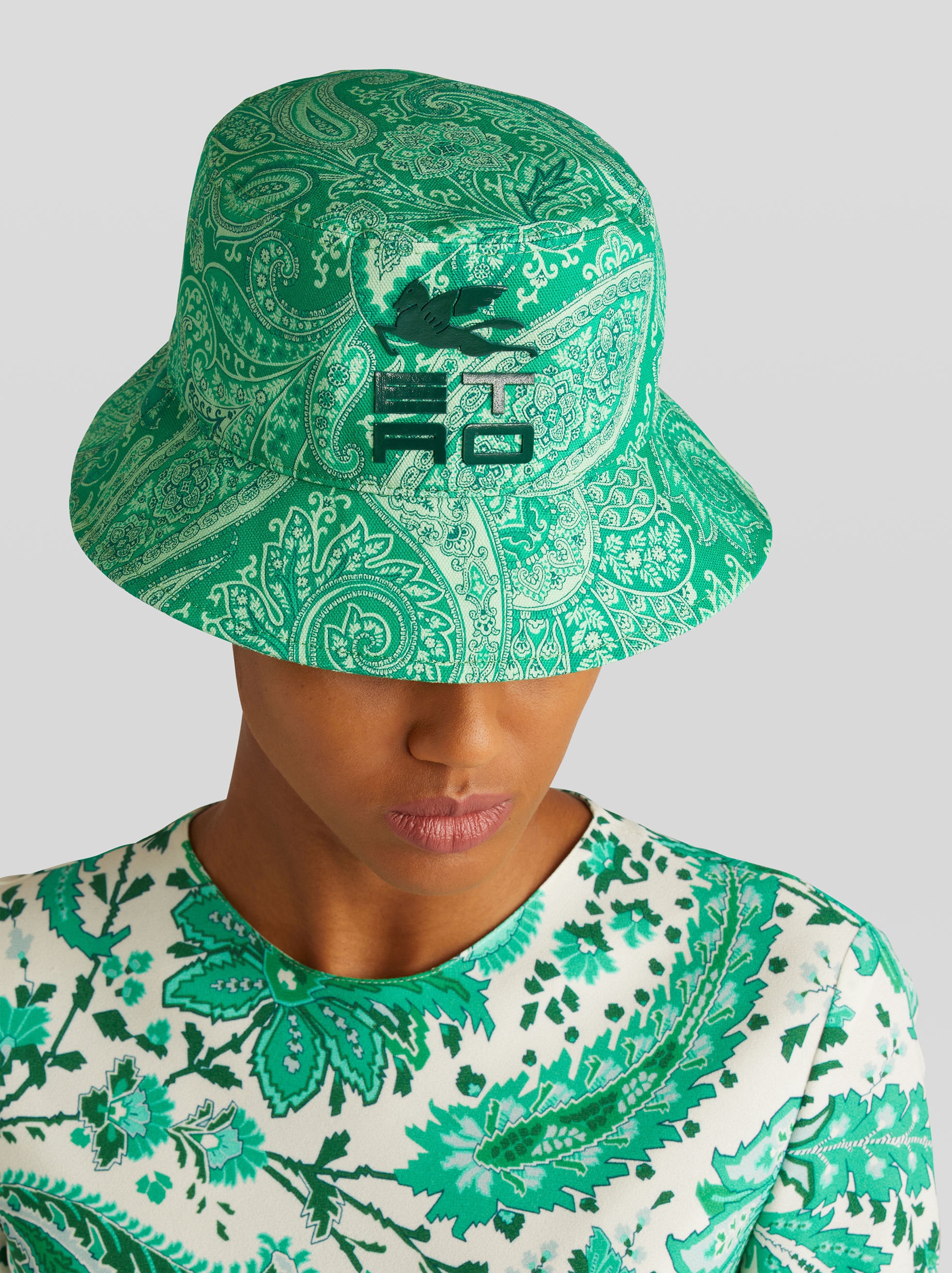 LIQUID PAISLEY BUCKET HAT - 2