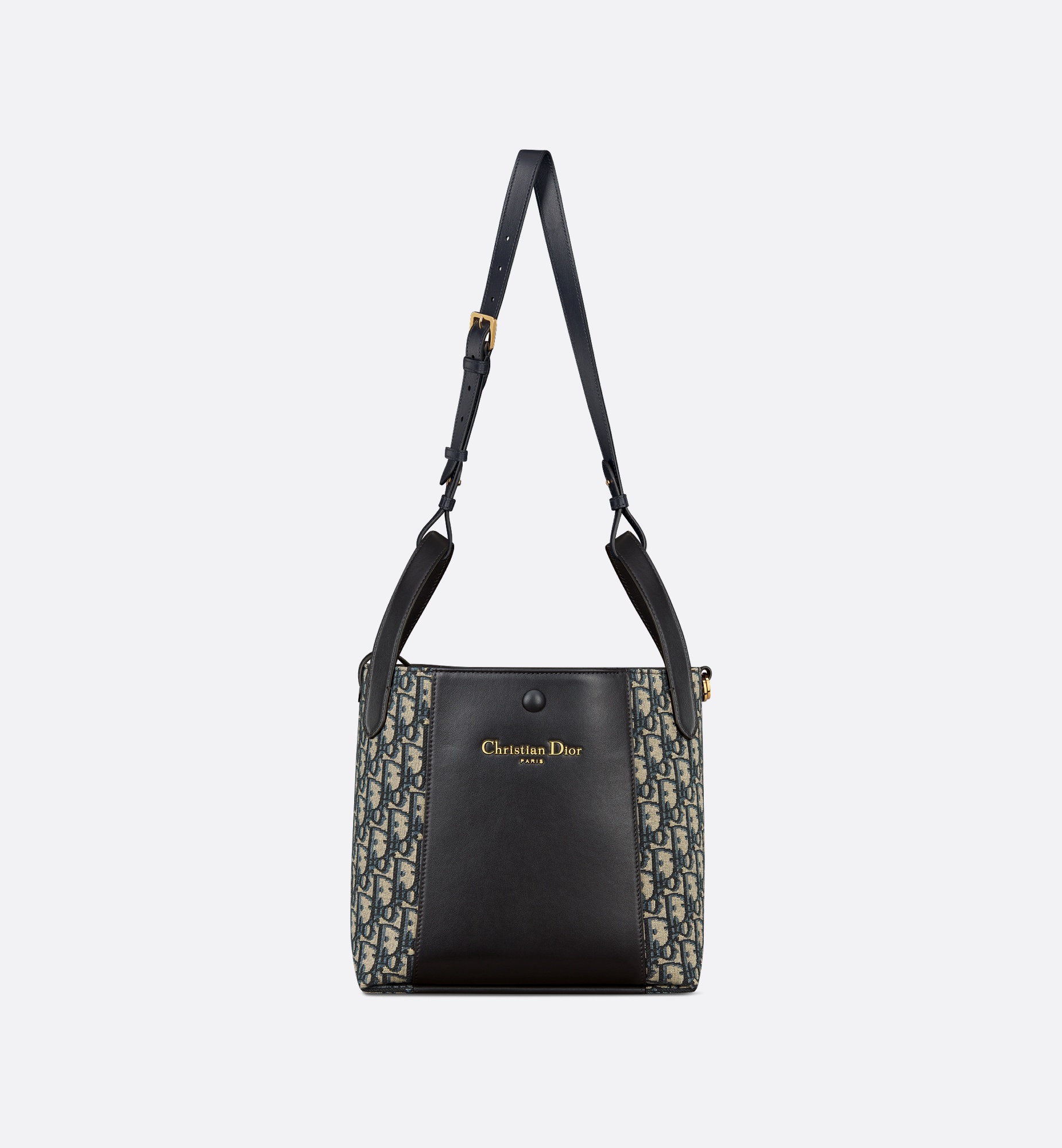 Medium Signature Bucket Bag - 7