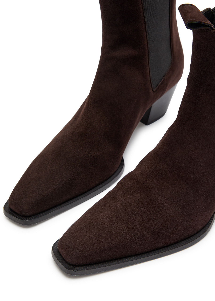 Toteme The City 45 Suede Chelsea Boots - 3