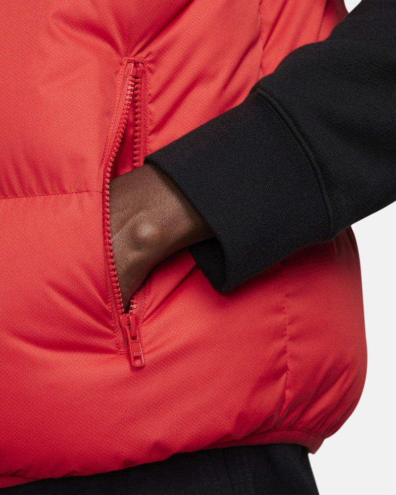 Nike Sportswear Club PrimaLoft® Men's Water-Repellent Puffer Vest 5