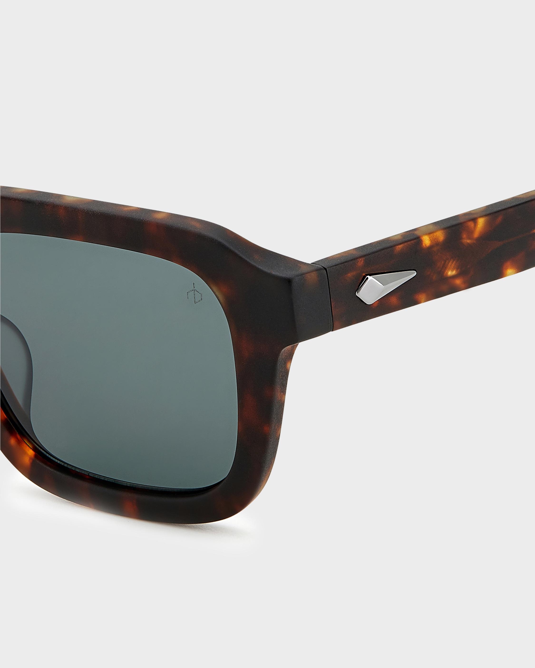 Ace
Rectangular Sunglasses - 3
