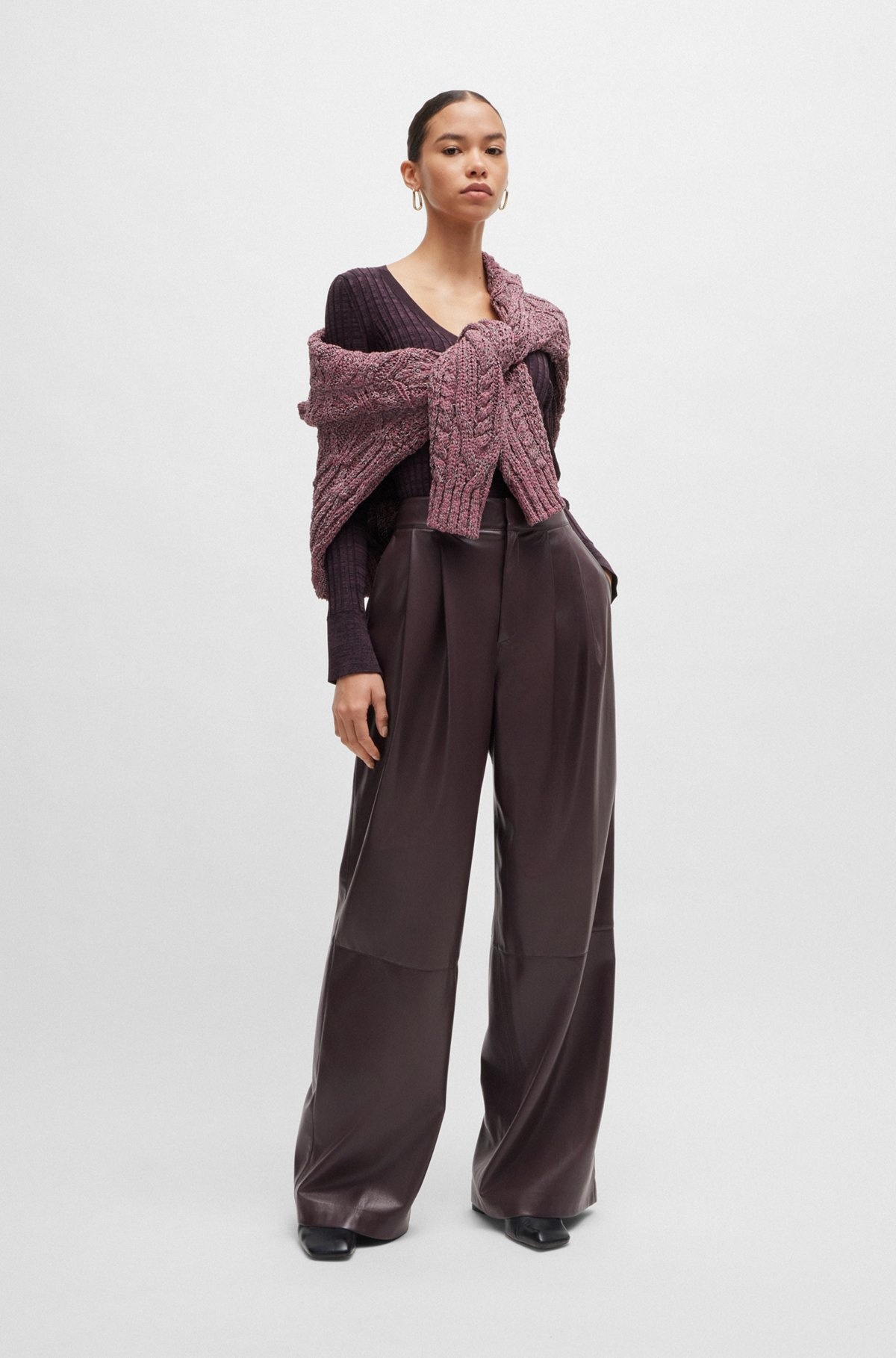 PLEAT-FRONT RELAXED-FIT TROUSERS IN FAUX LEATHER - 3