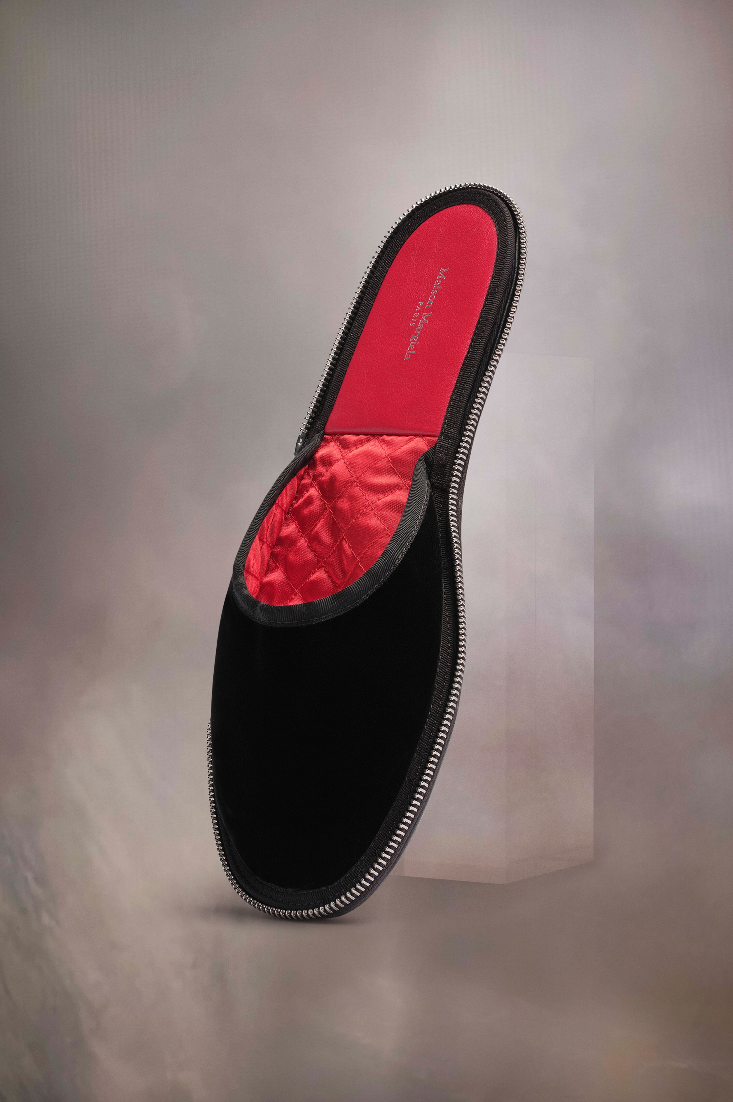 Travel slippers - 1