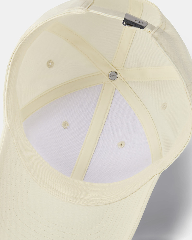 Nike Dri-FIT Club Structured Metal Logo Cap 5