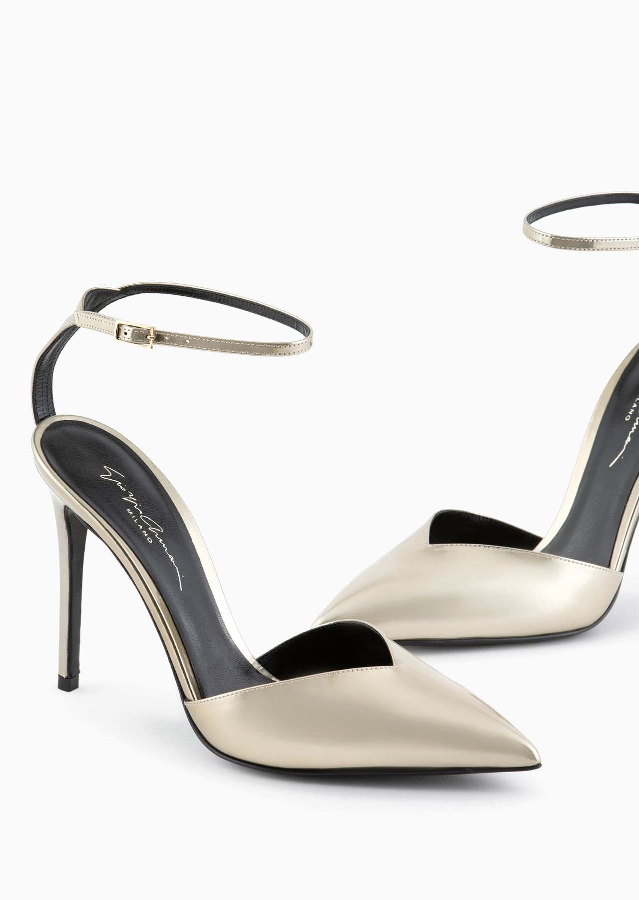 Metallic patent leather court shoes - 5