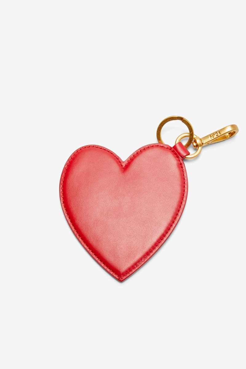 N°21 HEART-SHAPED CHARM outlook