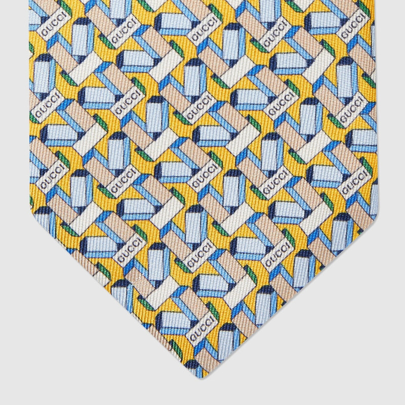 Round Interlocking G printed tie 3