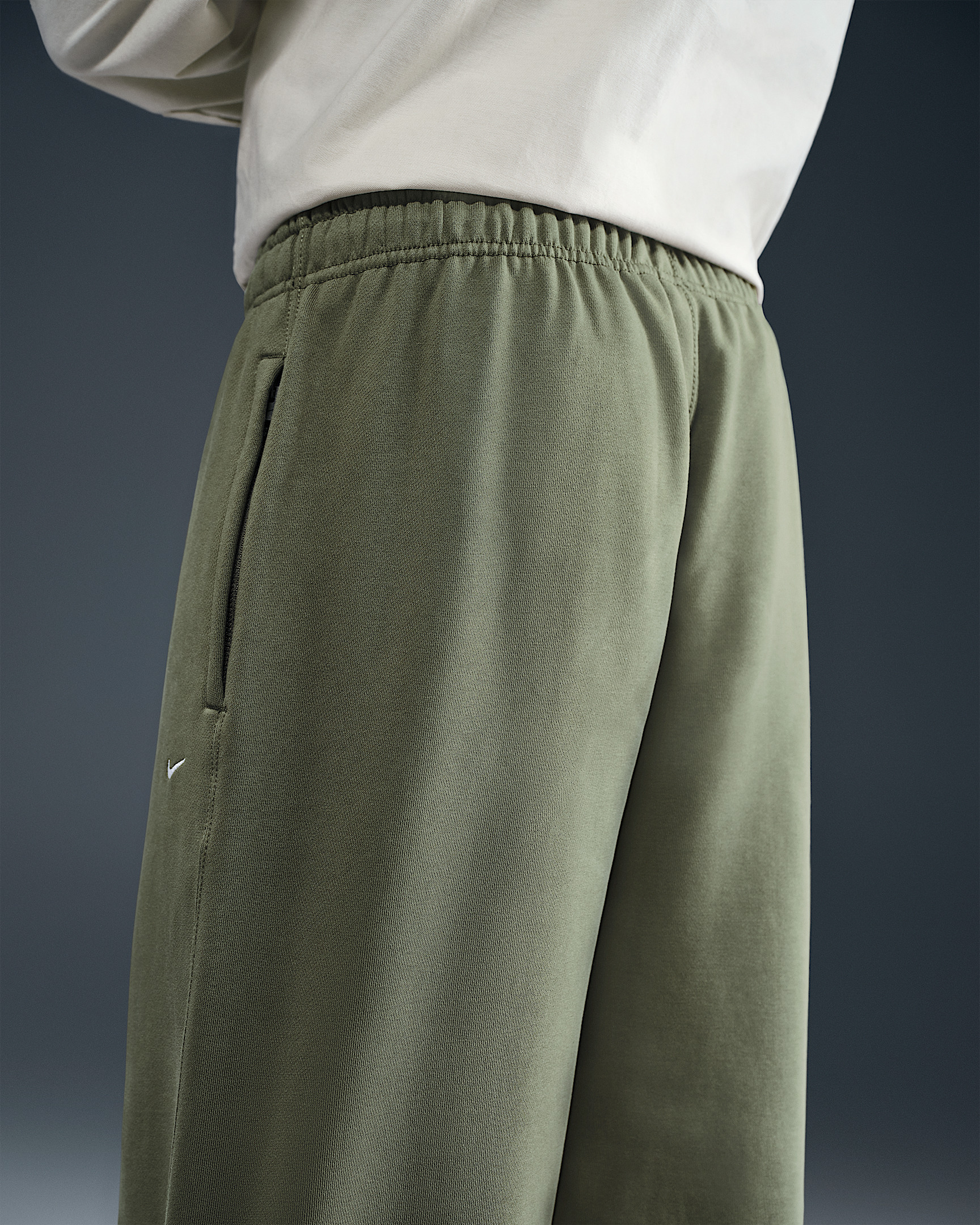 Nike Solo Swoosh Men's Cuffed Fleece Pants - 3