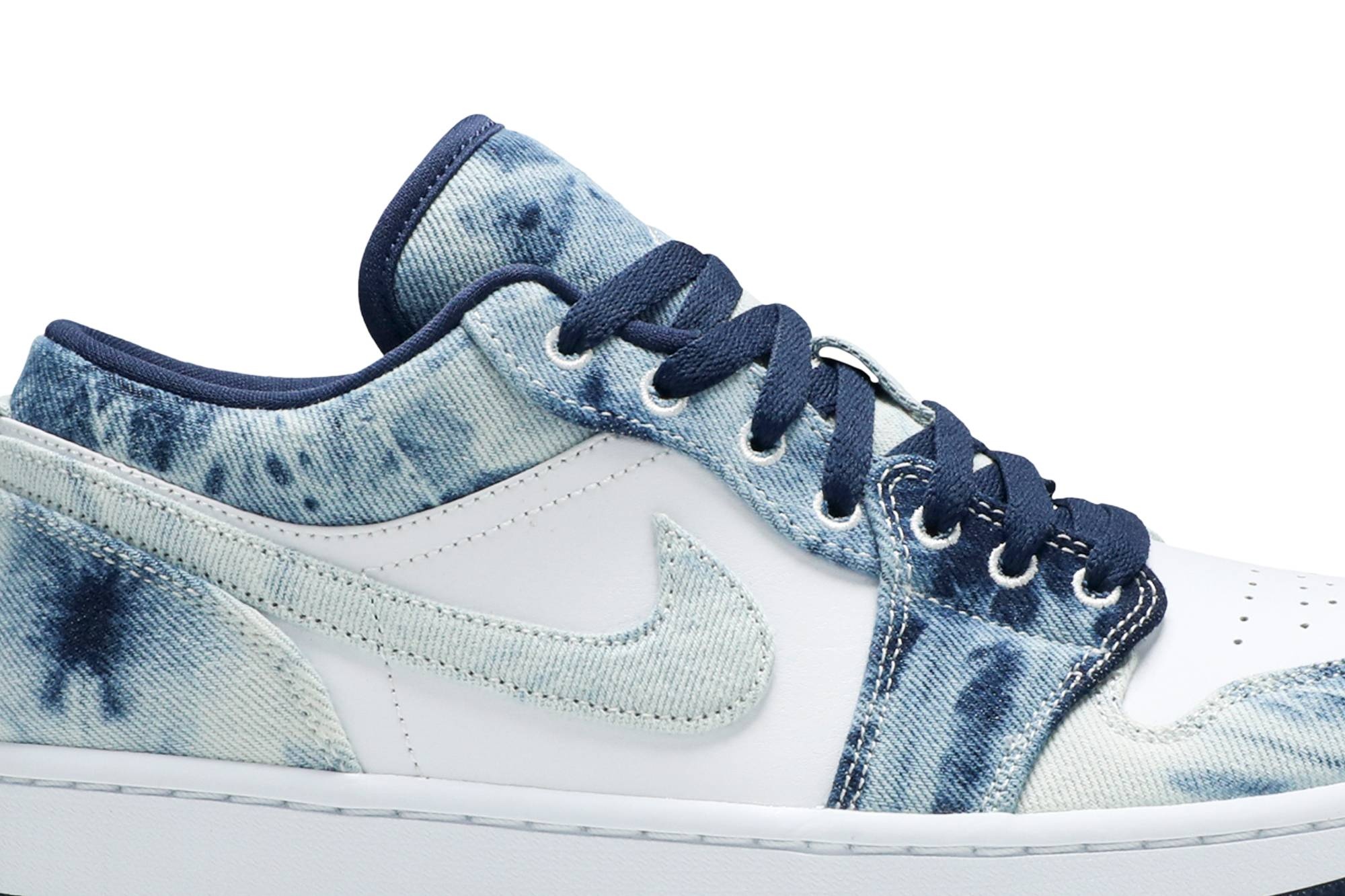 Air Jordan 1 Low SE 'Washed Denim' - 2
