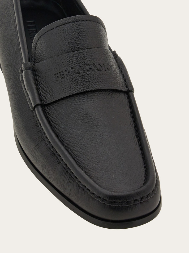 Moccasin with signature 6