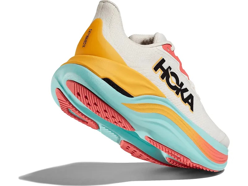 HOKA Skyward X - 6