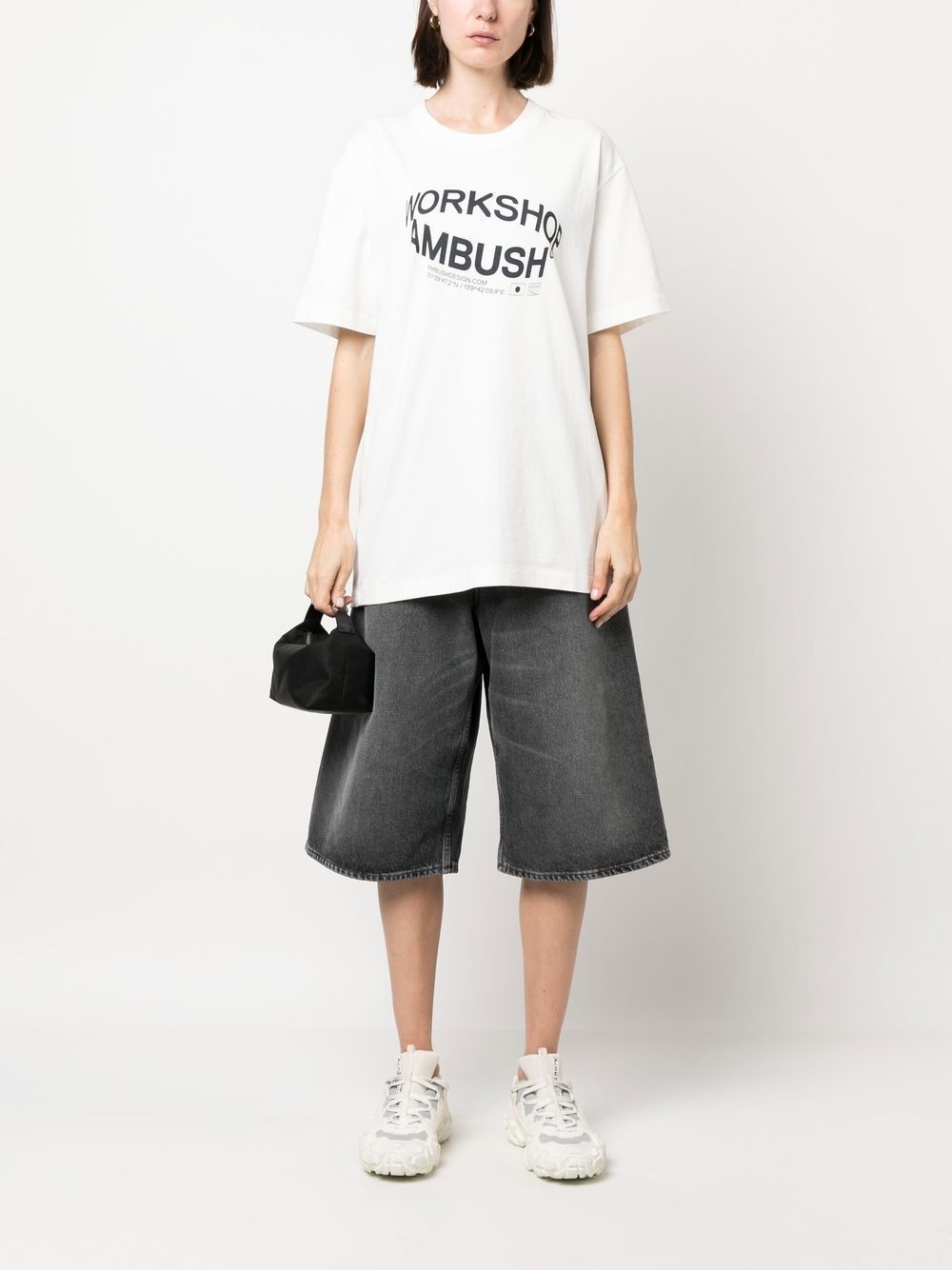 Revolve logo-print T-shirt - 3