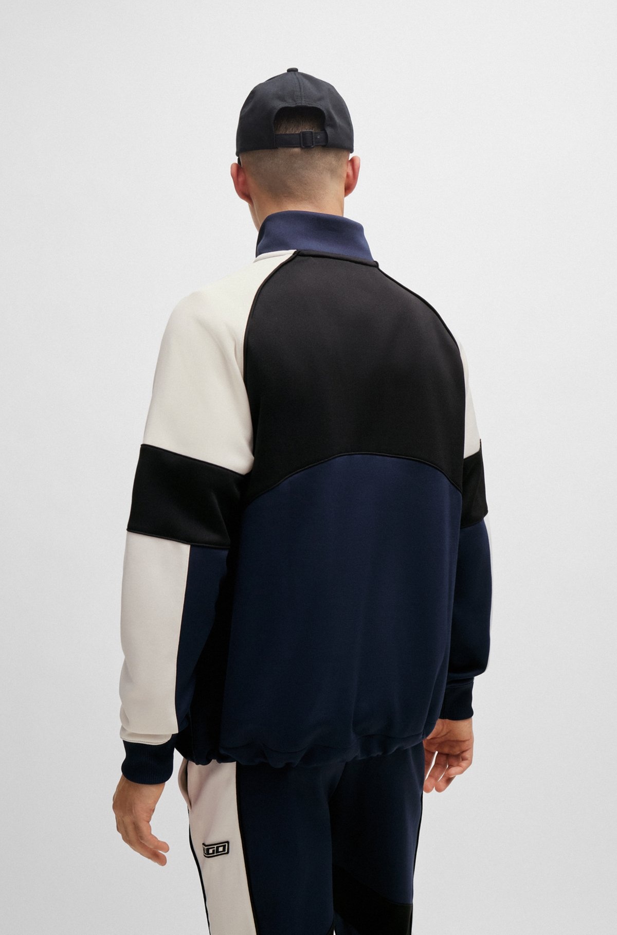 COLOR-BLOCKED SWEATSHIRT WITH RACING-INSPIRED LOGO BADGE - 5