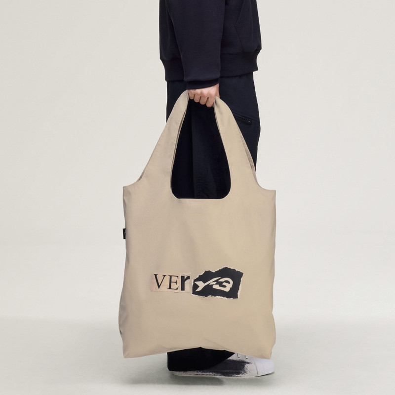 Y-3 GRAPHIC TOTE 4