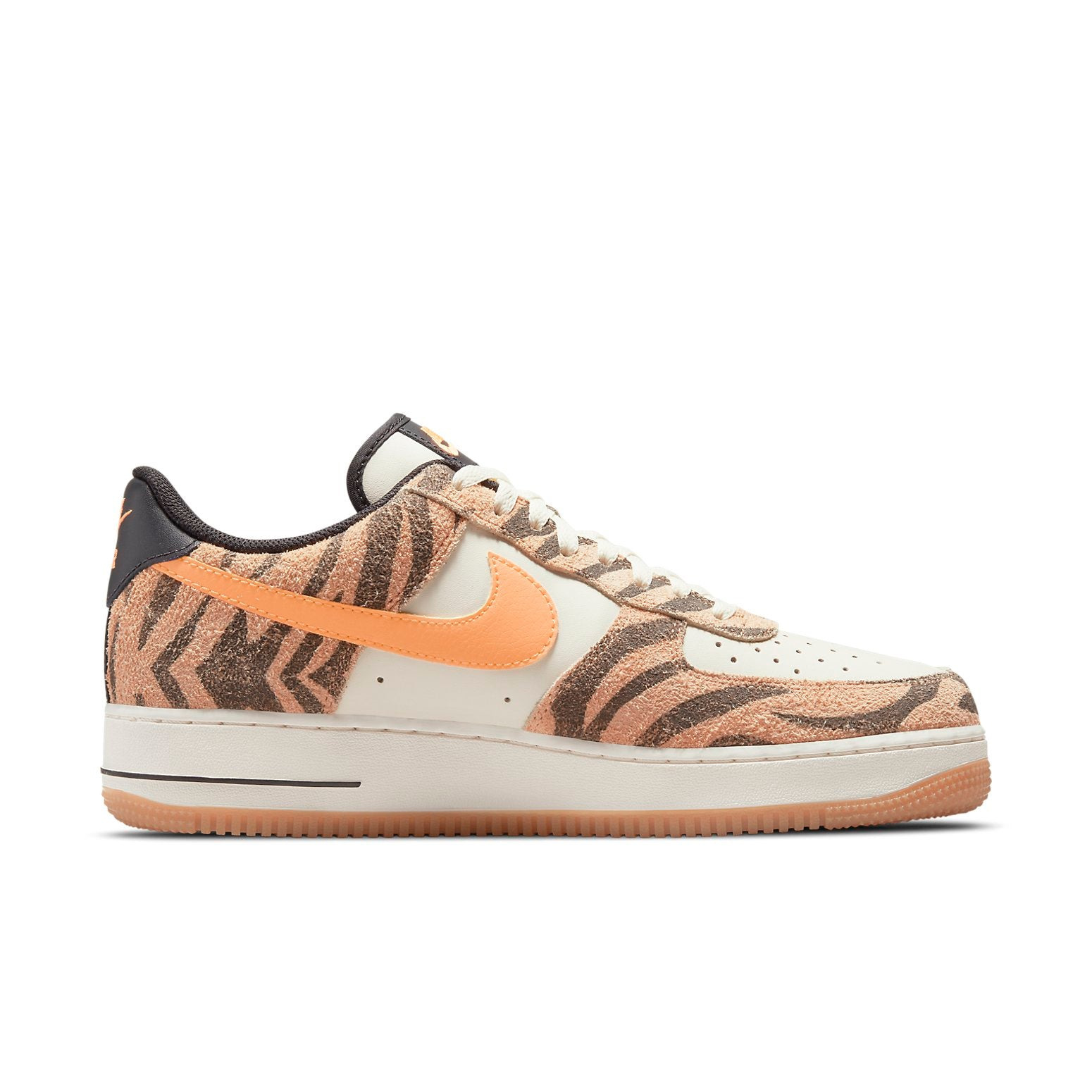 Nike Air Force 1 Low Premium 'Daktari Stripes' DJ6192-100 - 2