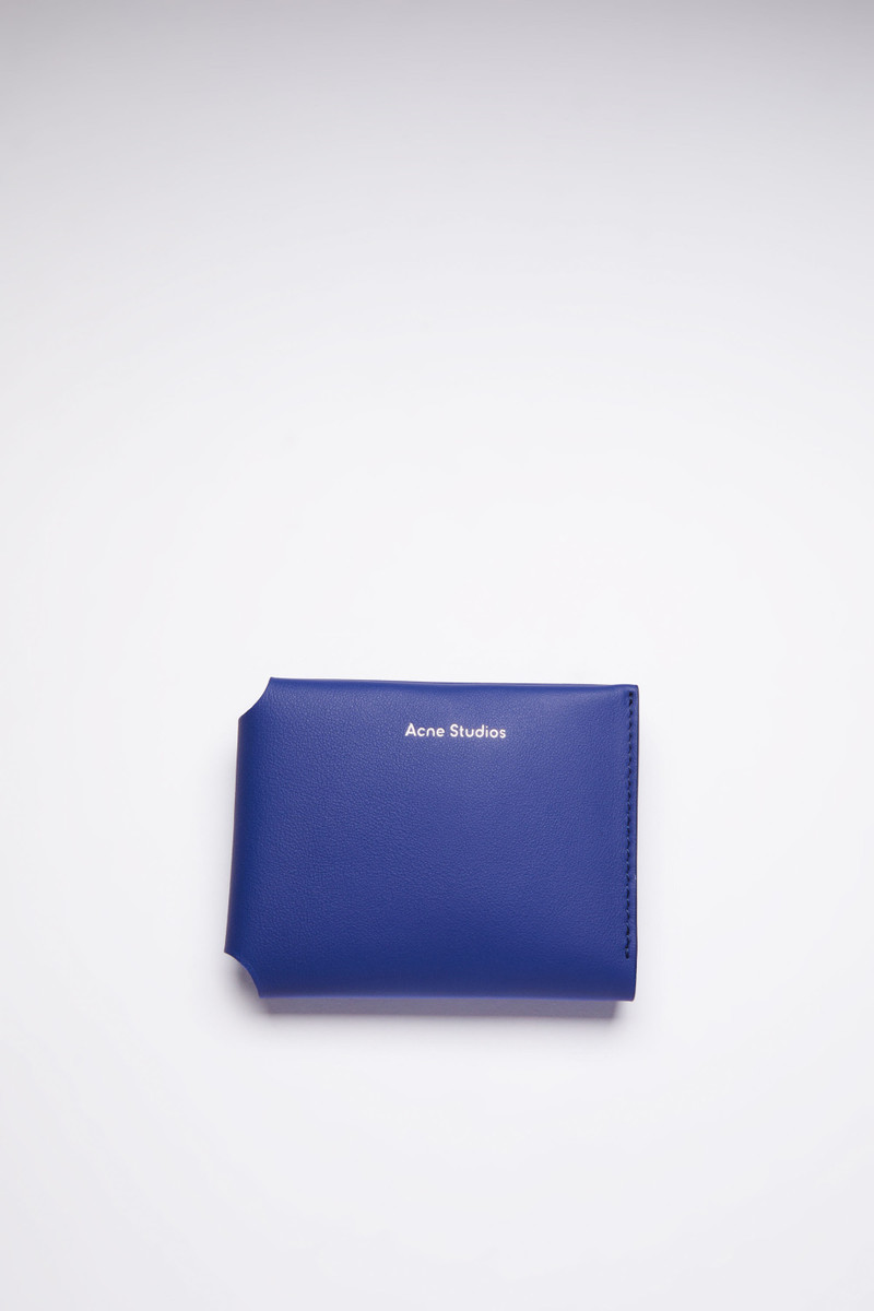 FOLDED CARD HOLDER - Blue 1