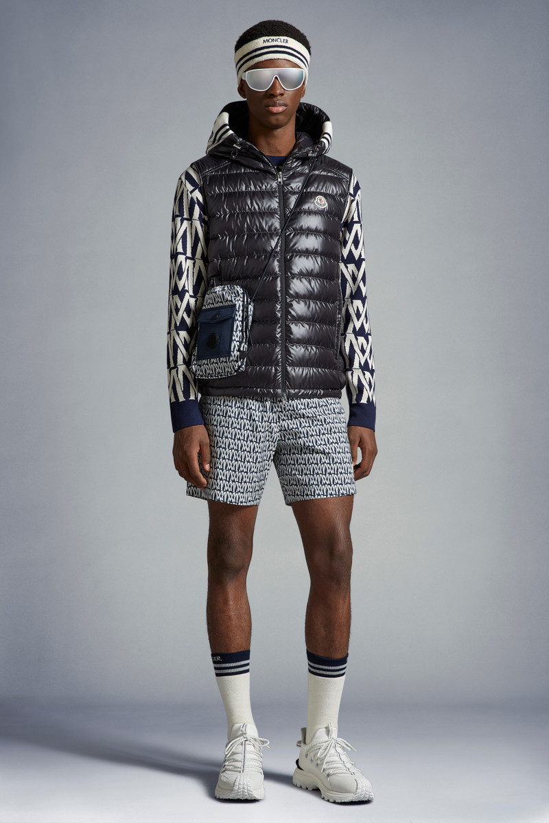 Moncler Clai Down Vest outlook