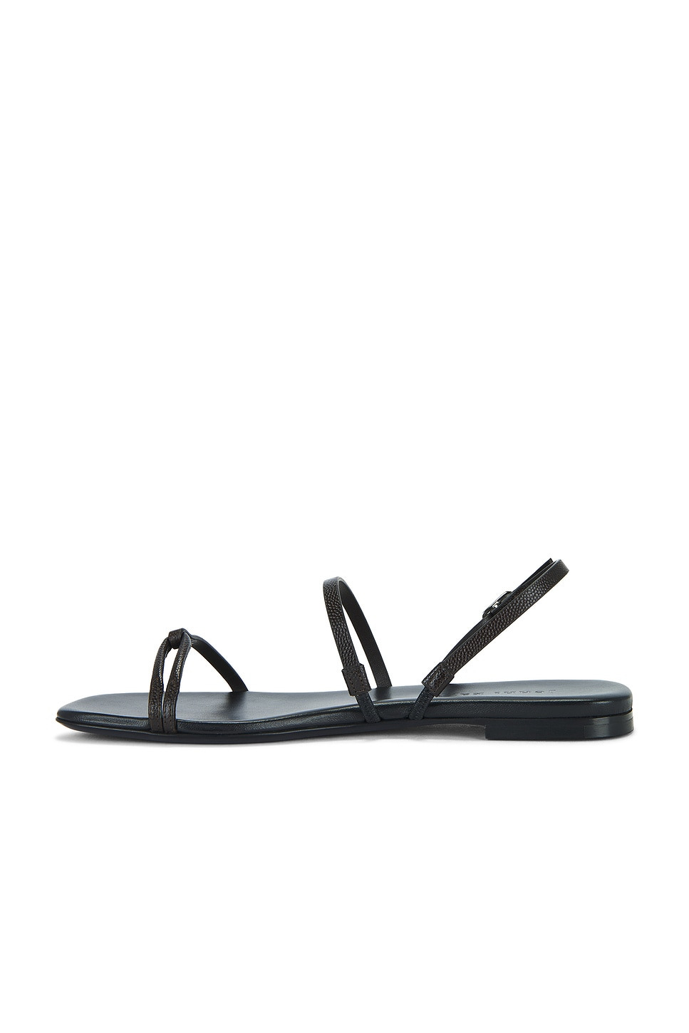 Romy Sandal - 5