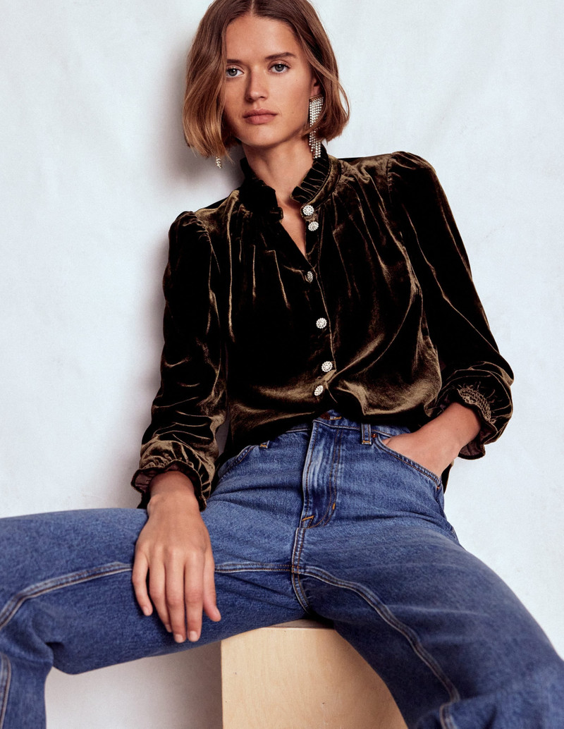 Lorna Pleat Neck Velvet Top-Espresso 5