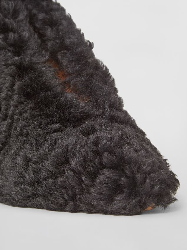 SHEARLING PUMP WITH HEEL COVERED IN NAPPA - 5