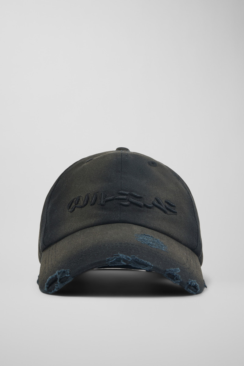 Black sprayed cap 4