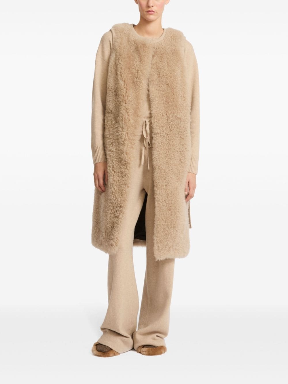 belted shearling gilet - 2