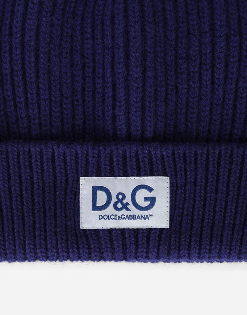 Dolce & Gabbana Knit cashmere hat with D&G patch outlook