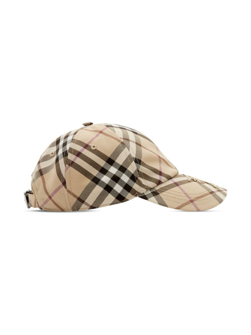 Burberry Vintage Check cap outlook