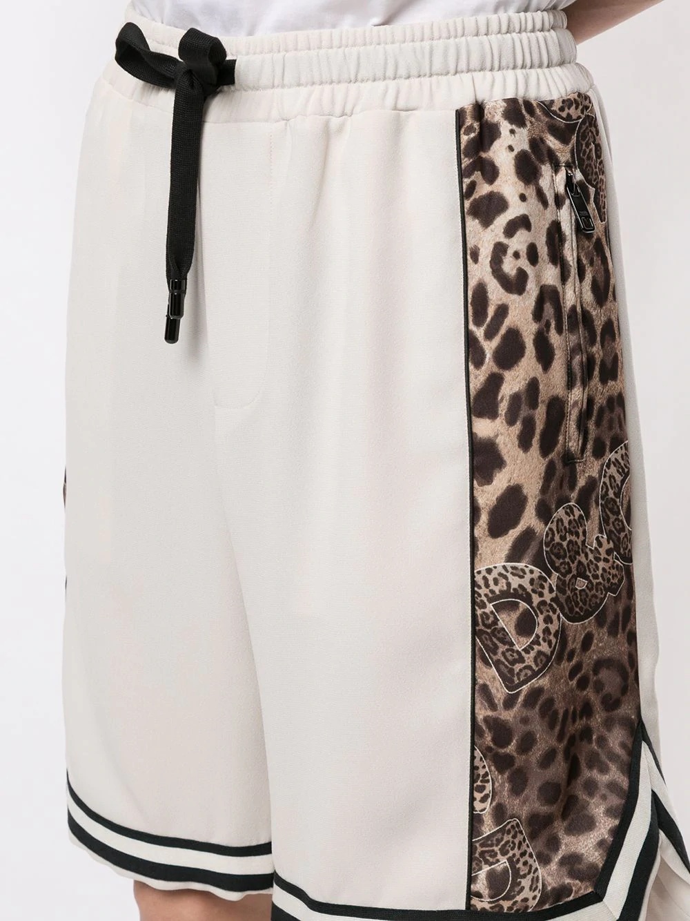 leopard-print panelled shorts - 5