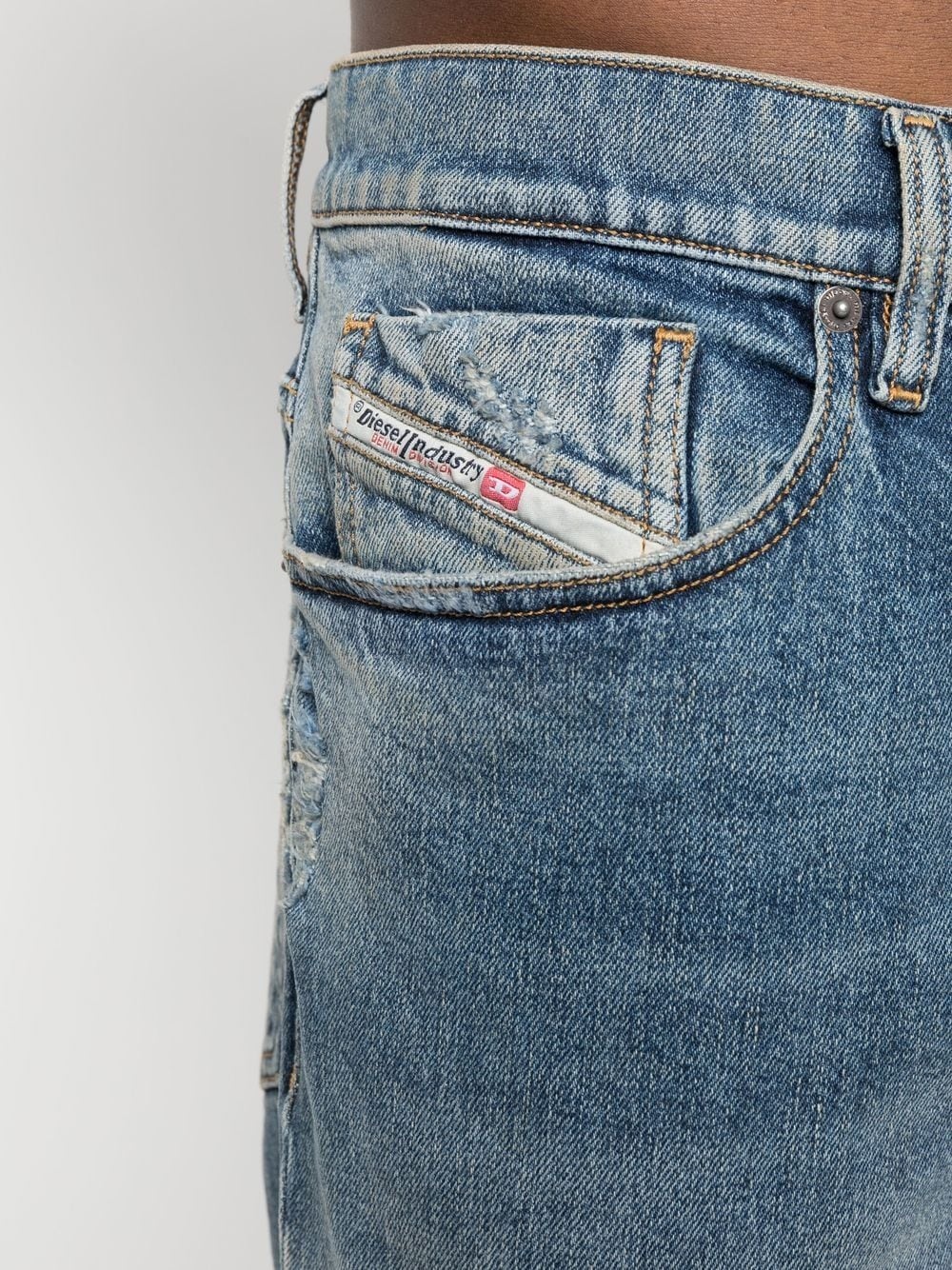 2005 D-Fining 007m9 Tapered jeans - 5