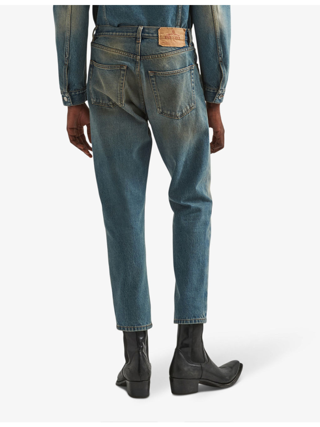 Logo-plaque cropped tapered-leg jeans - 4