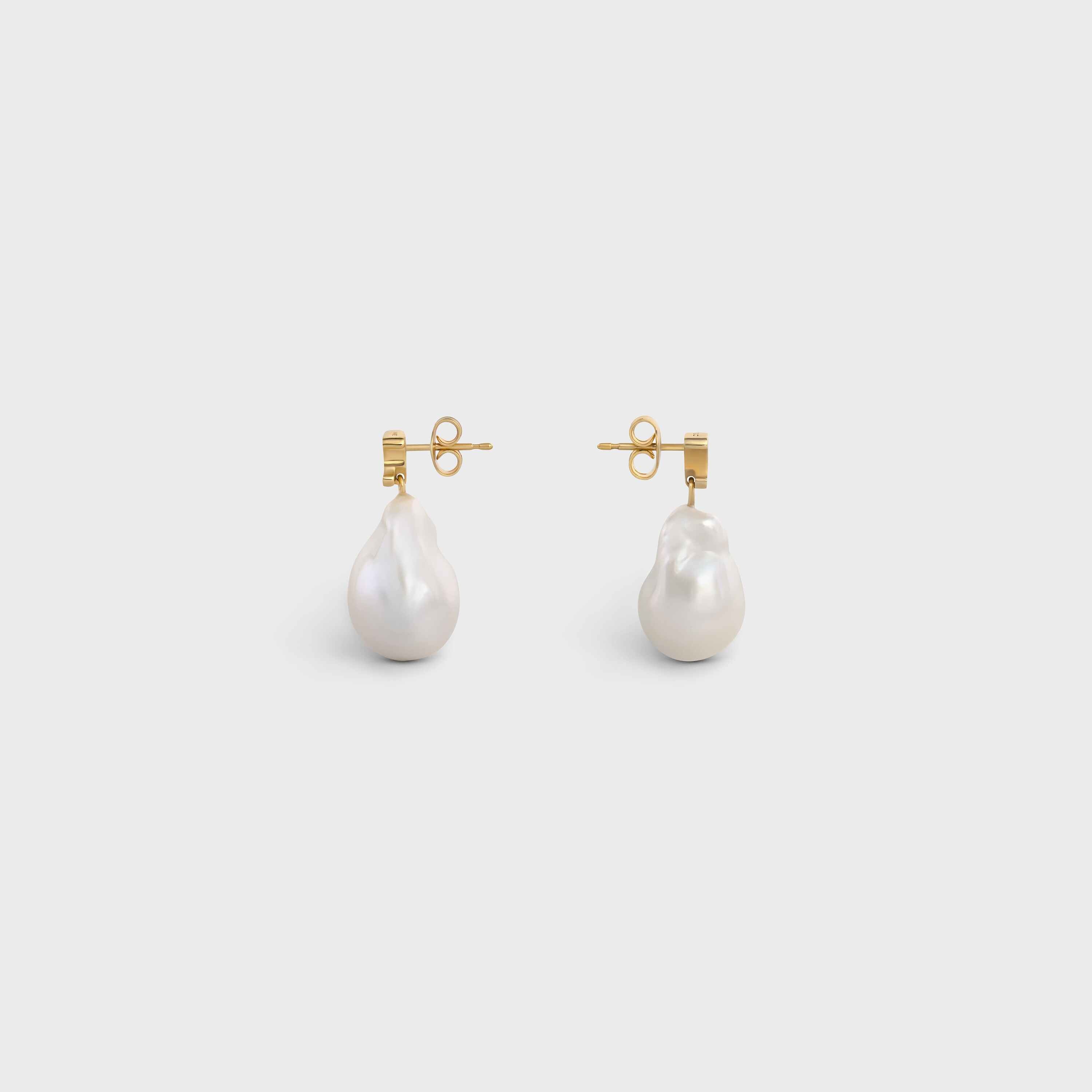 Baroque Triomphe Earrings in Brass with Gold Finish and Cultured Pearls - 3