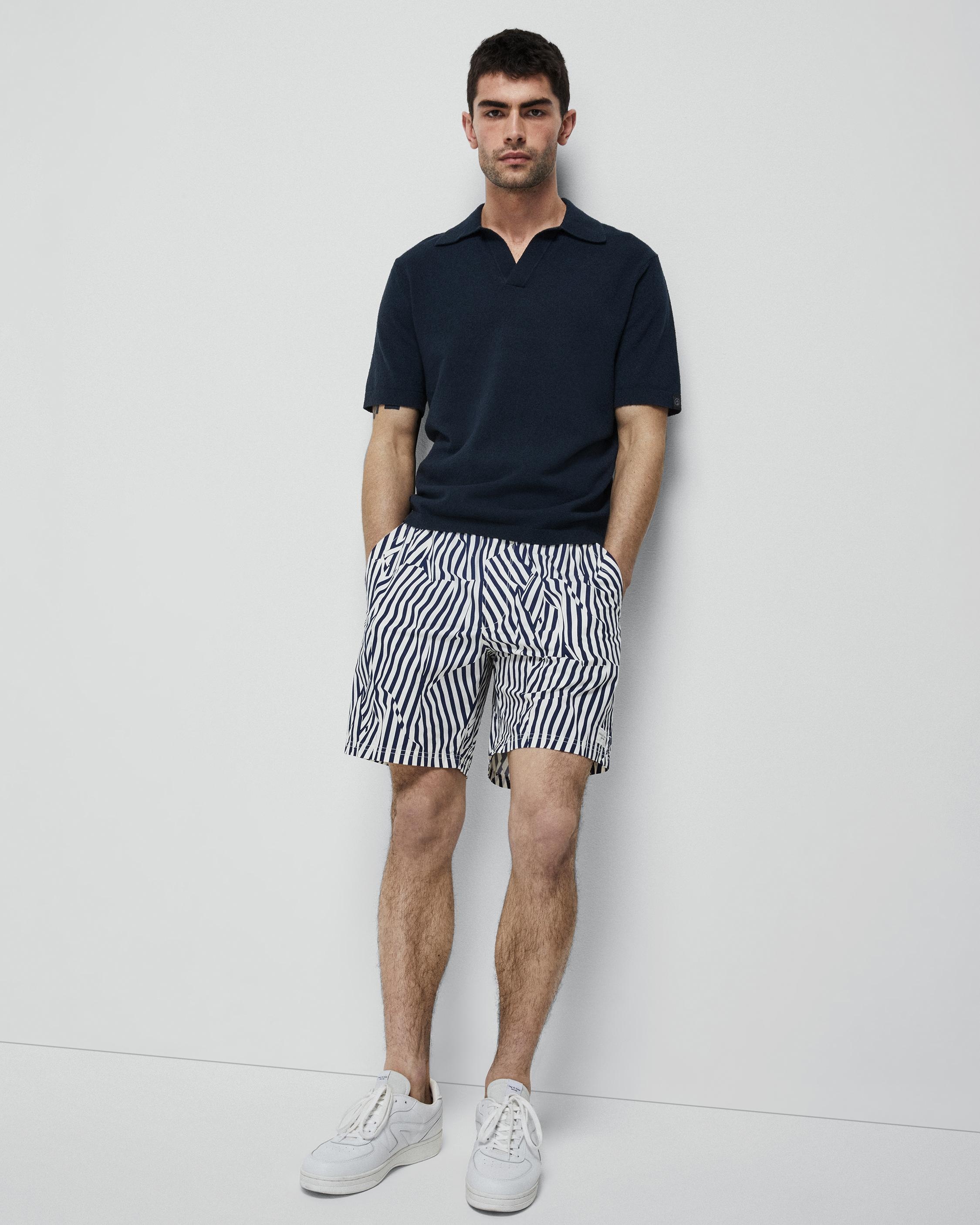 Fletcher Cotton Poplin Printed Short
Relaxed Fit Short - 7