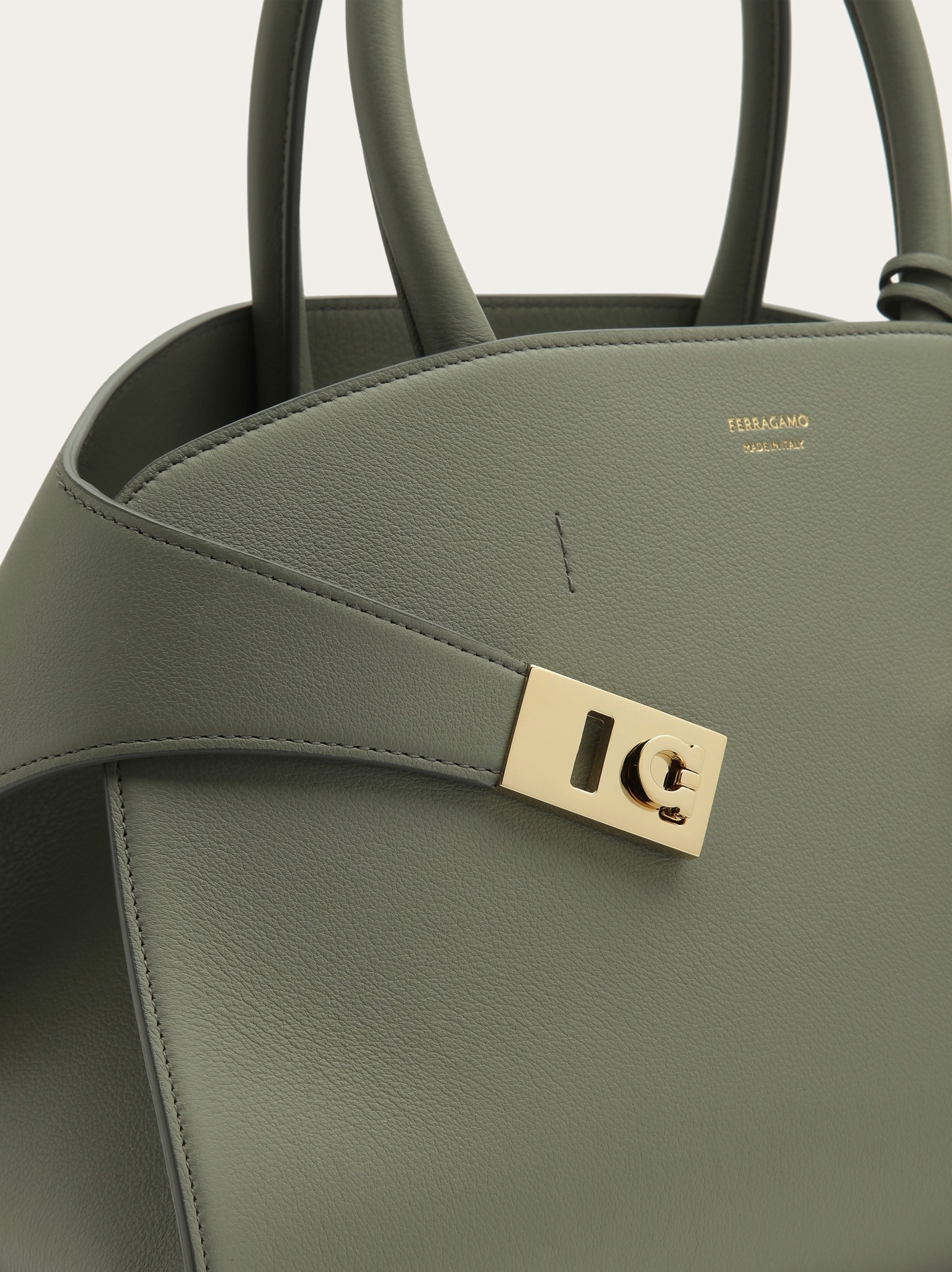 Hug handbag (S) - 8