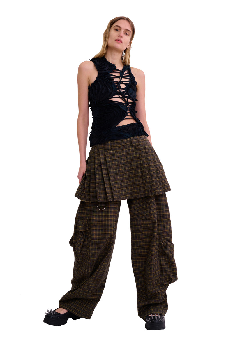 Collina Strada WORN BLACK CHIRP TANK outlook