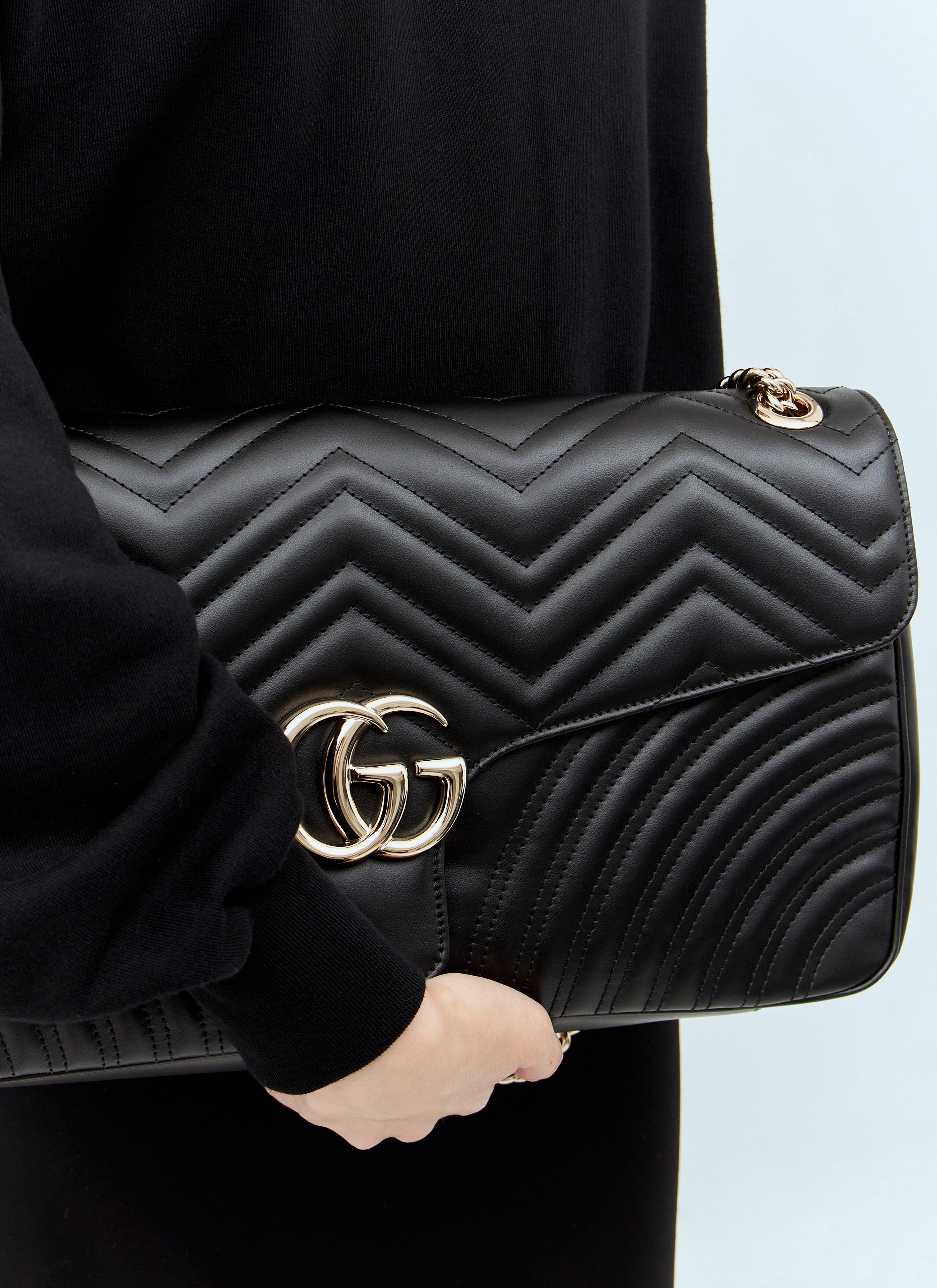 GG Marmont Medium Shoulder Bag - 3