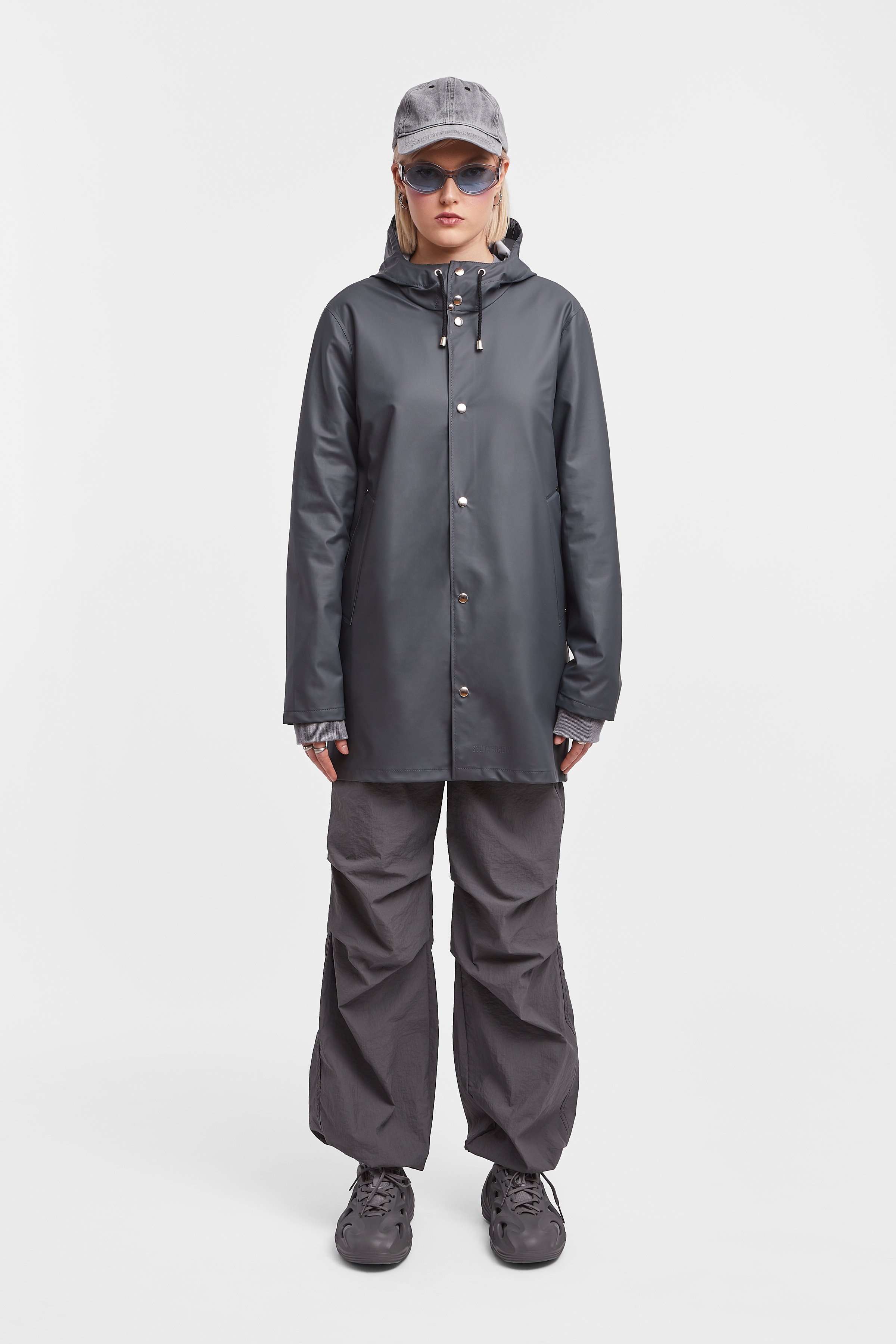 Stockholm Lightweight Raincoat Charcoal - 2