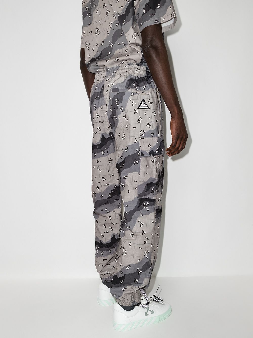 camouflage-print cargo trousers - 3