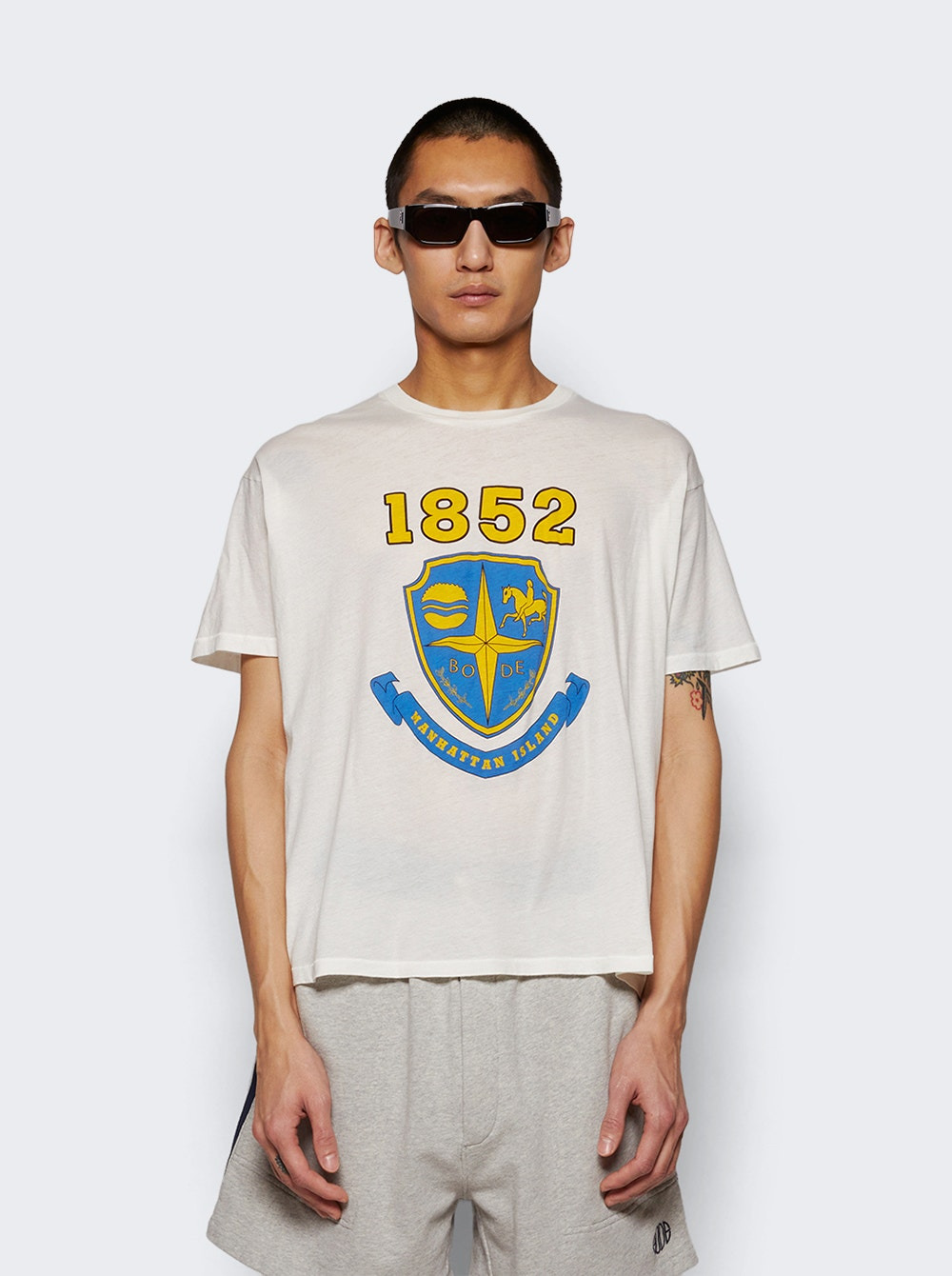 Crest Boxy Tee Cream - 2