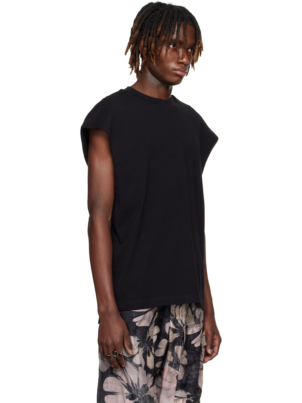 Black Sleeveless T-shirt - 2