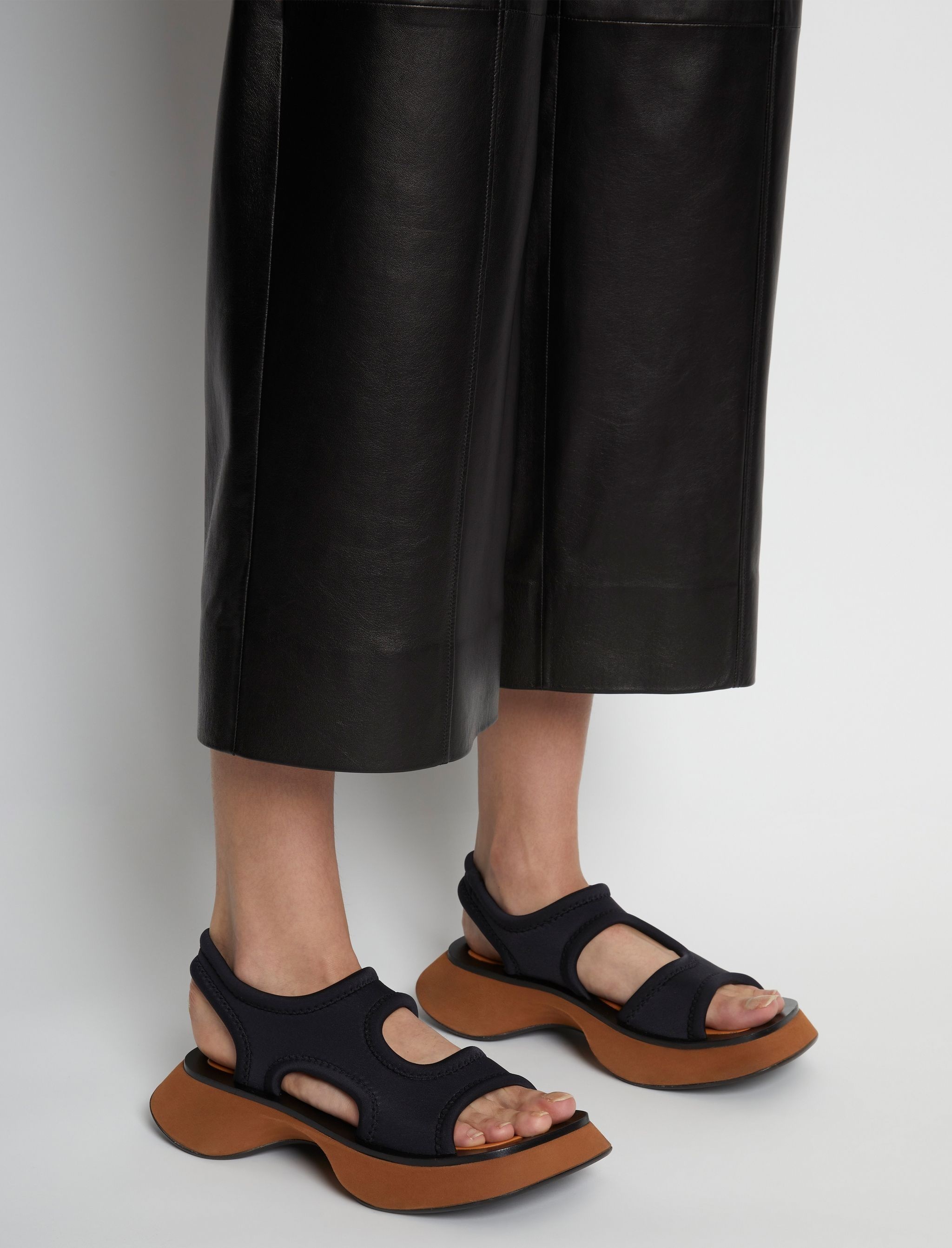 Stretch Rec Sandals - 5