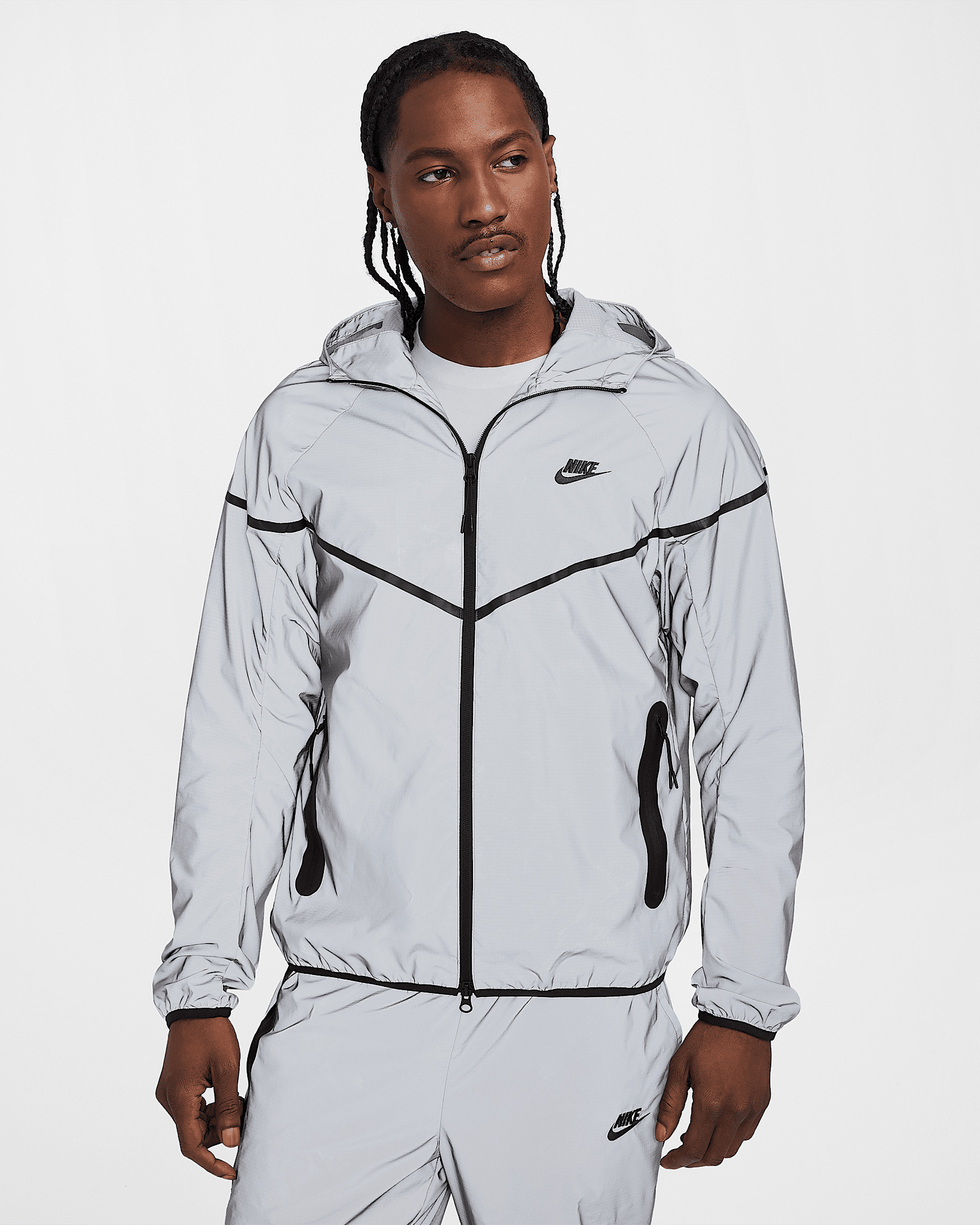 Nike Tech Men's Woven Reflective Jacket - 1