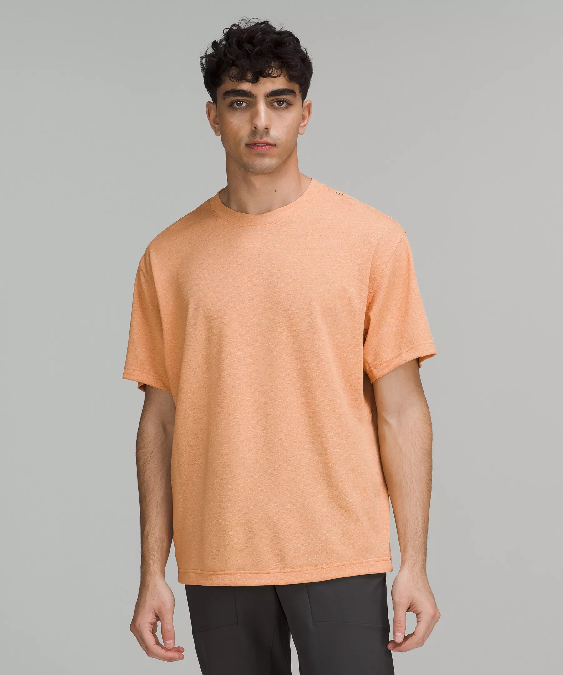 Relaxed-Fit Training Short Sleeve Shirt - 1