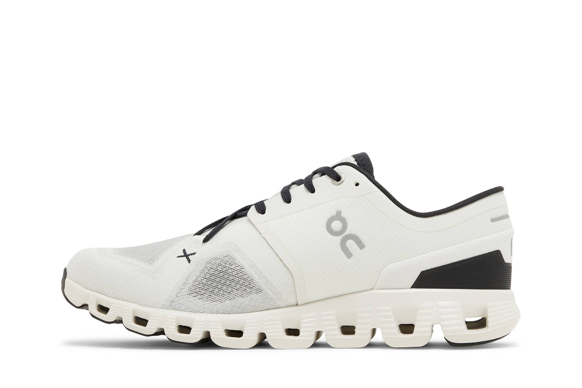 Cloud X 3 'Ivory Black' - 3