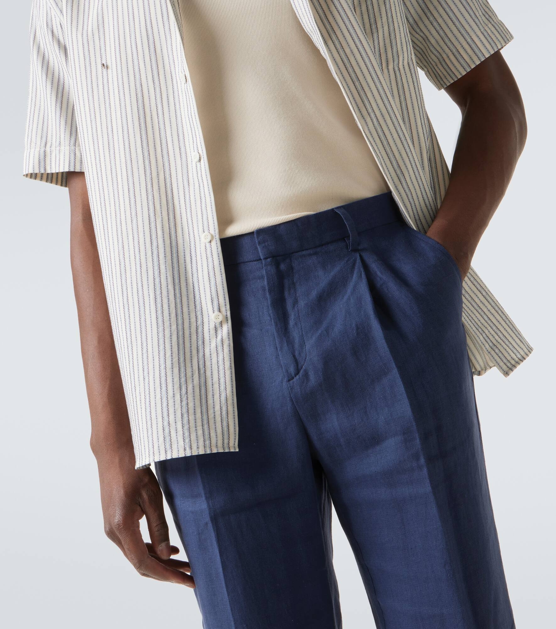 Pleated linen straight pants - 5