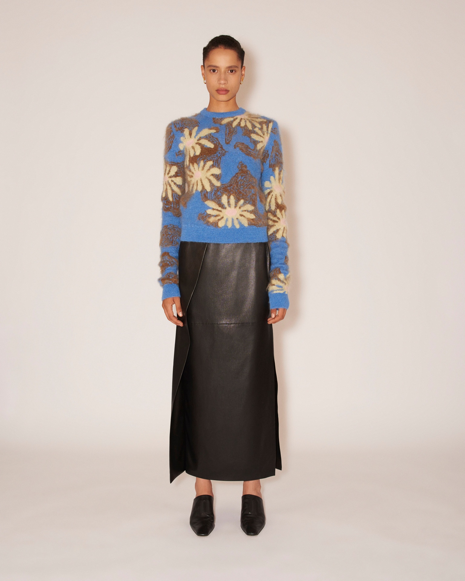 ELOISE - Brushed alpaca floral crew neck sweater - Blue - 3
