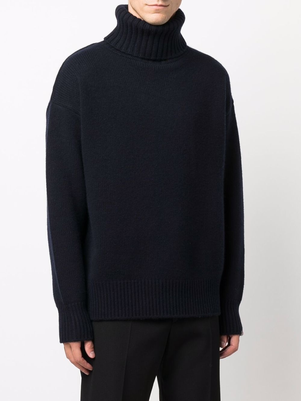 Oversized roll-neck cashmere jumper - 4