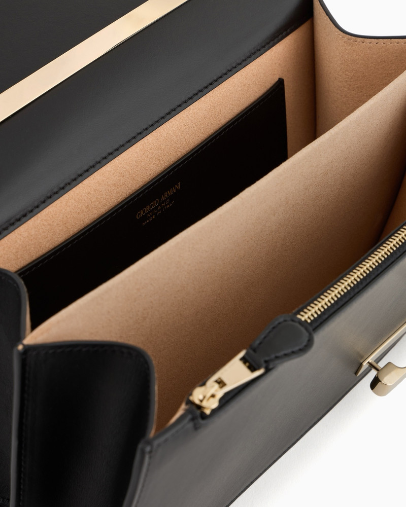 MEDIUM LEATHER HANDBAG WITH SHOULDER STRAP 4