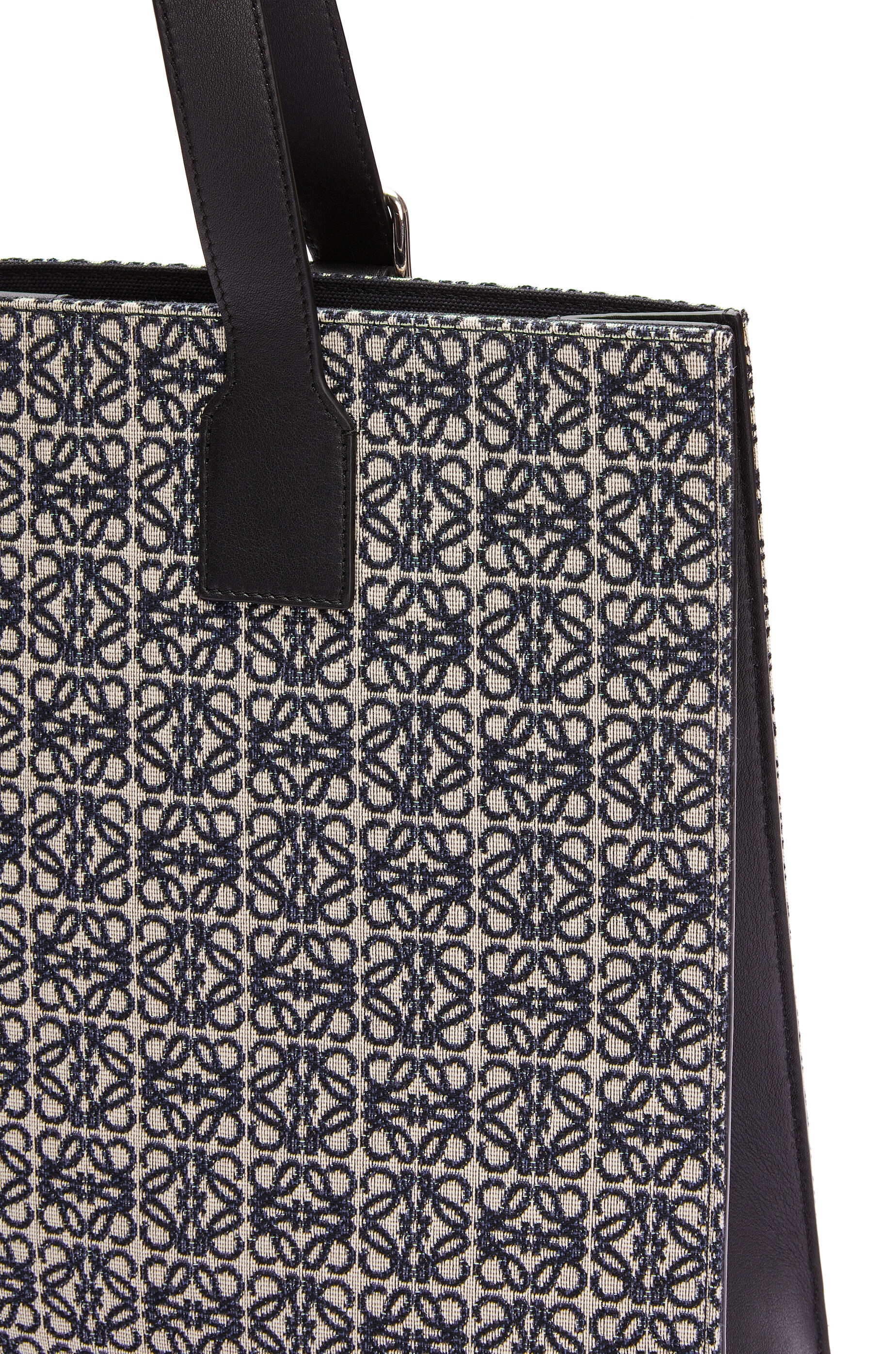 Buckle Horizontal tote in Anagram jacquard and calfskin - 6