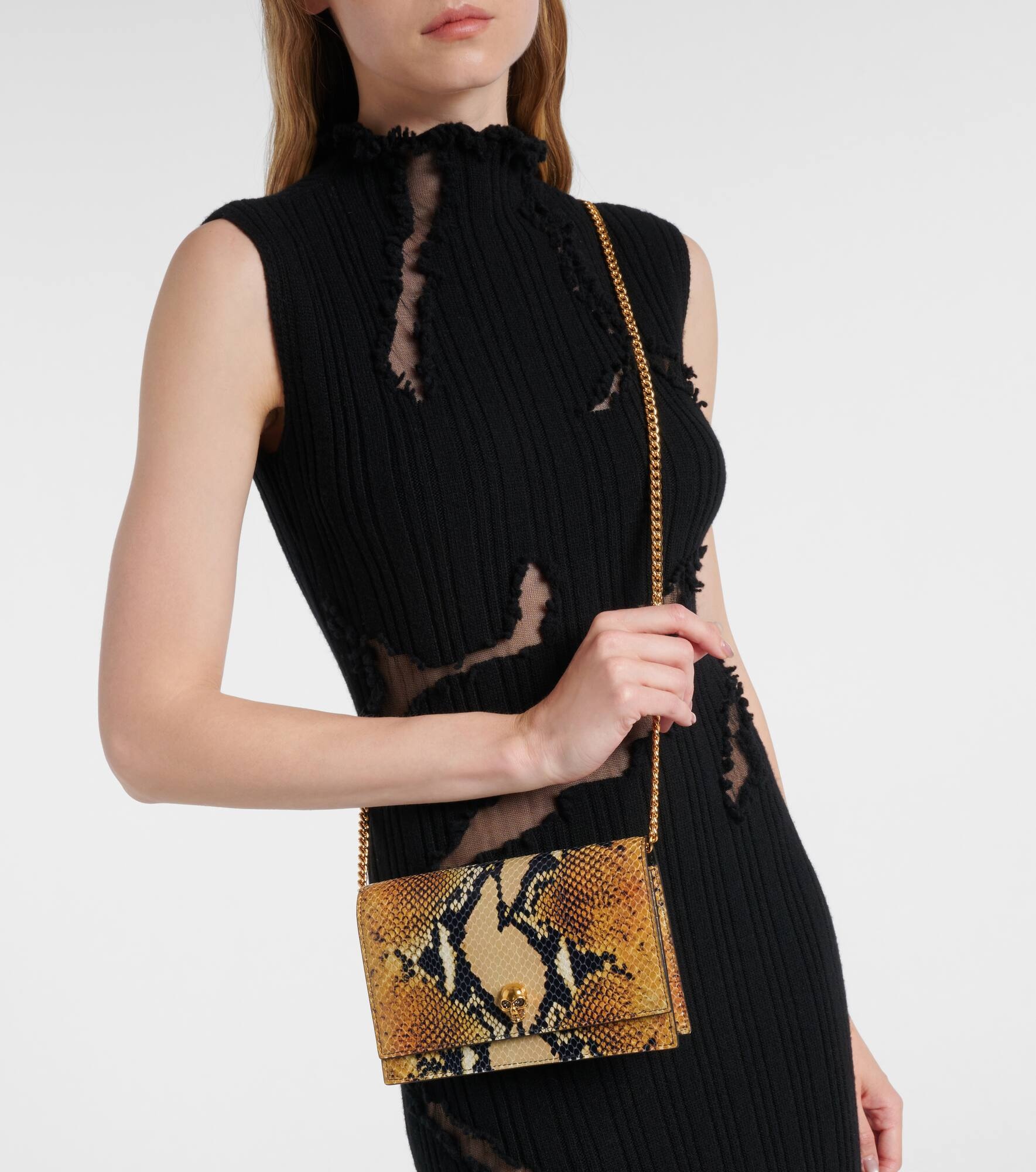 Skull Small leather crossbody bag - 7